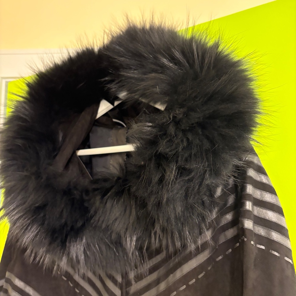 Suede coat - Picture 2 of 3